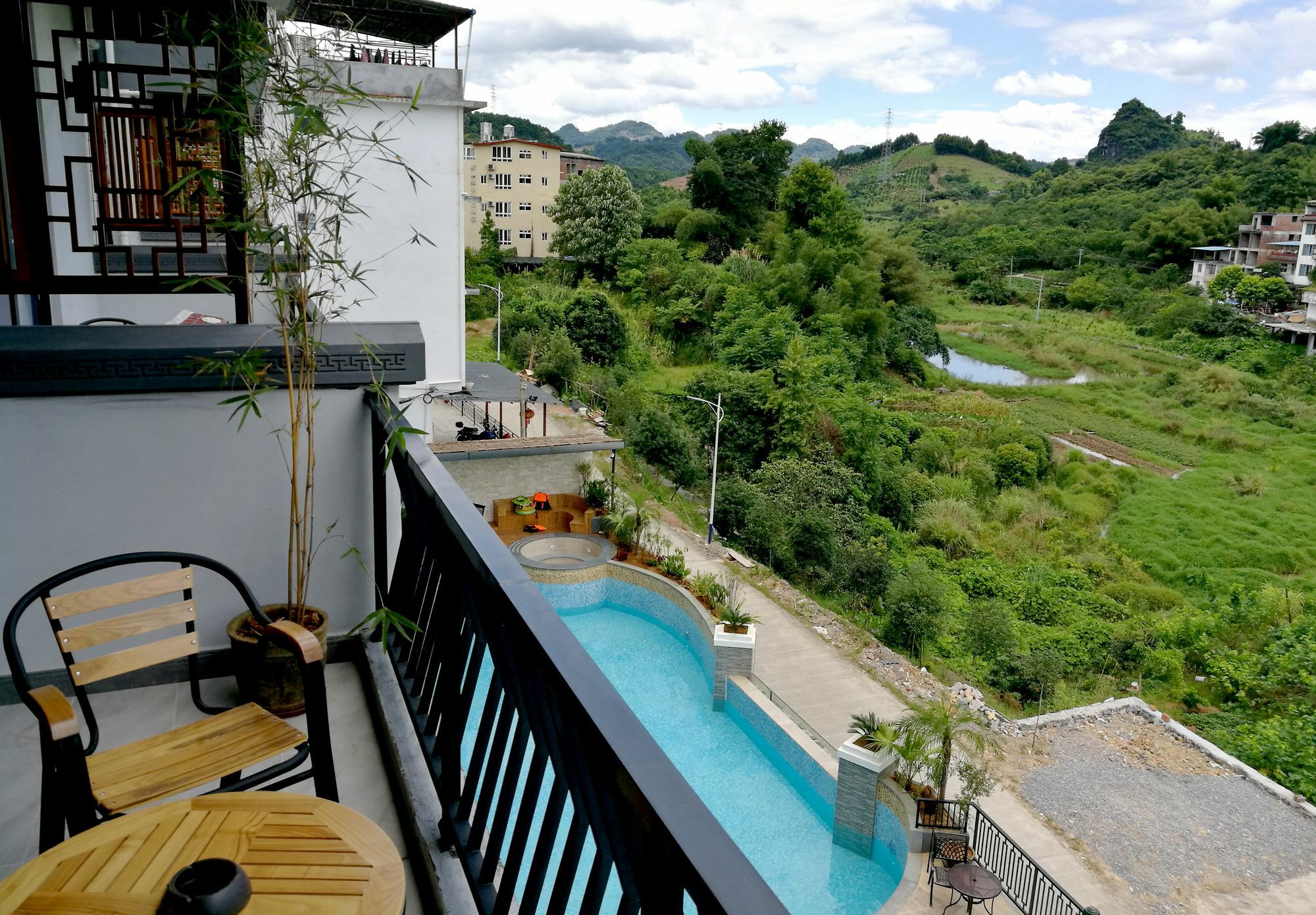 Hotel The Bamboo Leaf Yangshuo Esterno foto